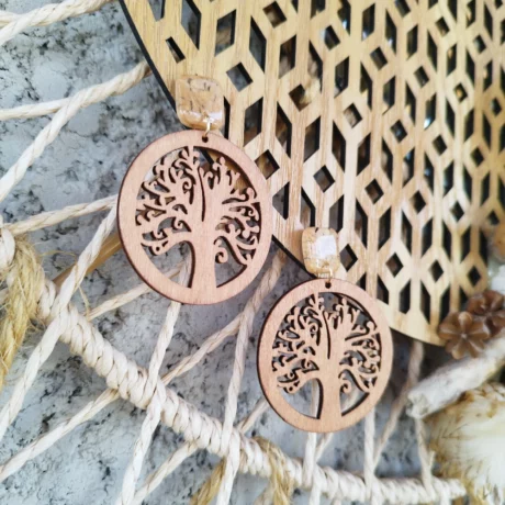 Boucles d'oreilles en pâte polymère et arbre de vie en bois