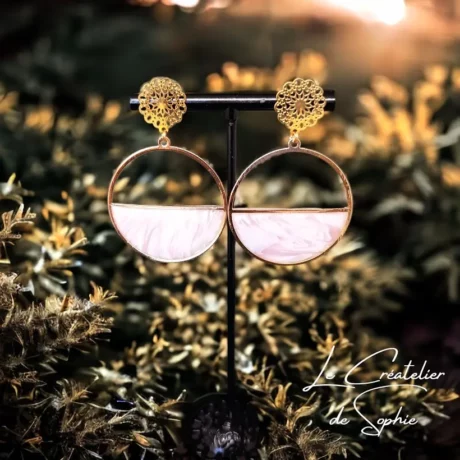 Boucles d'oreilles rondes demi sphère quartz rose